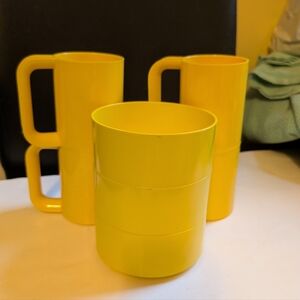 Heller Lella and Massimo Vignelli yellow vintage stacking melamine